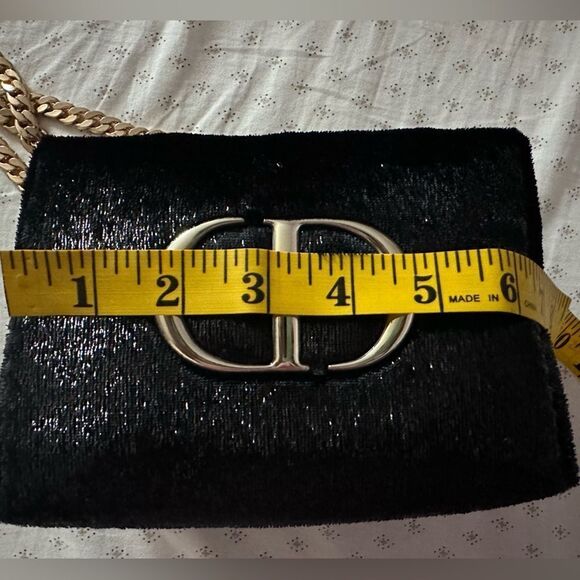 Dior pouch converted to crossbody bag - Picture 10 of 11
